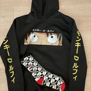 One Piece Anime Skull Socks (Vans) & hoodie